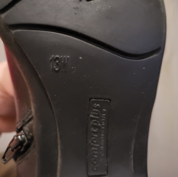Comfort Plus Size 13W Booties - Picture 2 of 2